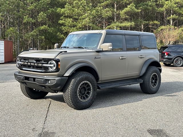 New 2025 Ford Bronco Outer Banks w/ Sasquatch Package AWD/4WD image 3