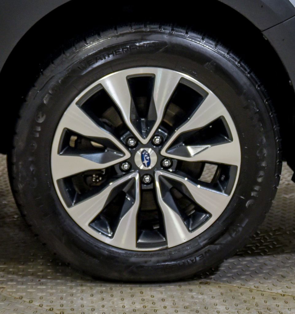 Used 2024 Subaru Outback Touring XT image 14