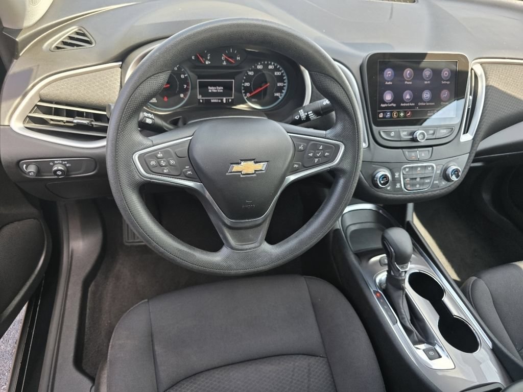 Used 2022 Chevrolet Malibu LT FWD image 21