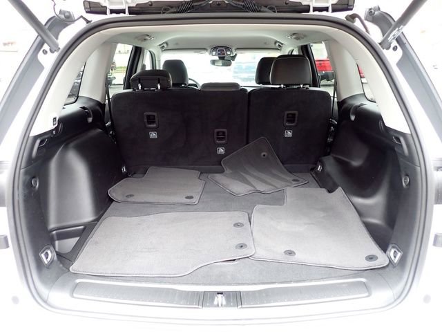 Used 2023 Jeep Grand Cherokee Limited image 6