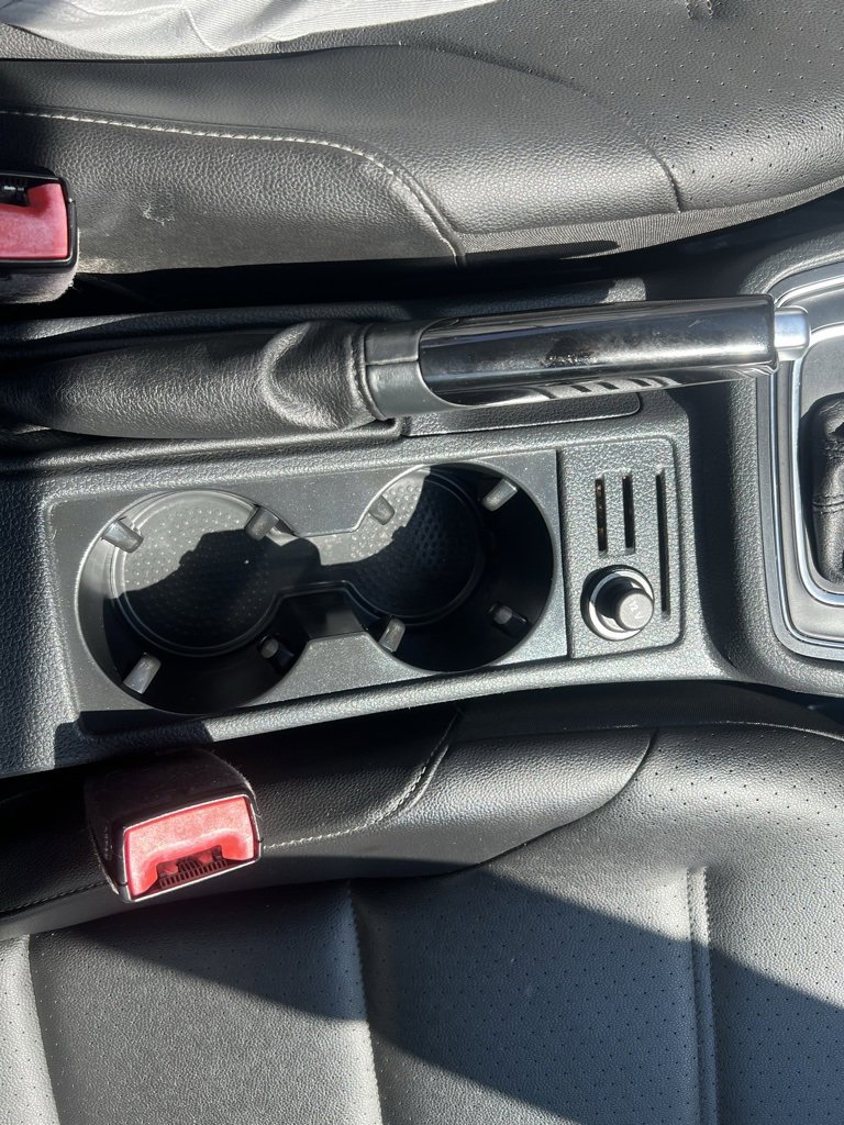 Used 2018 Volkswagen Golf SE image 29