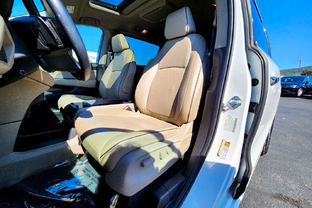 Used 2023 Honda Odyssey Elite image 21
