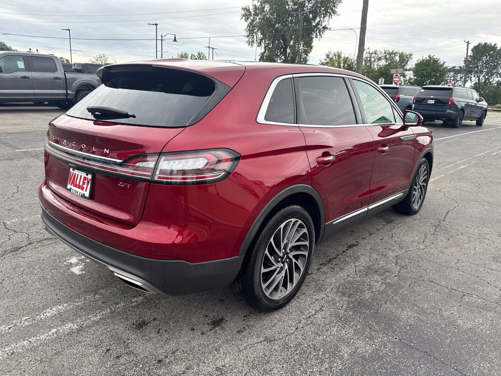 Used 2019 Lincoln Nautilus Reserve w/ Driver Assistance Package FWD image 3