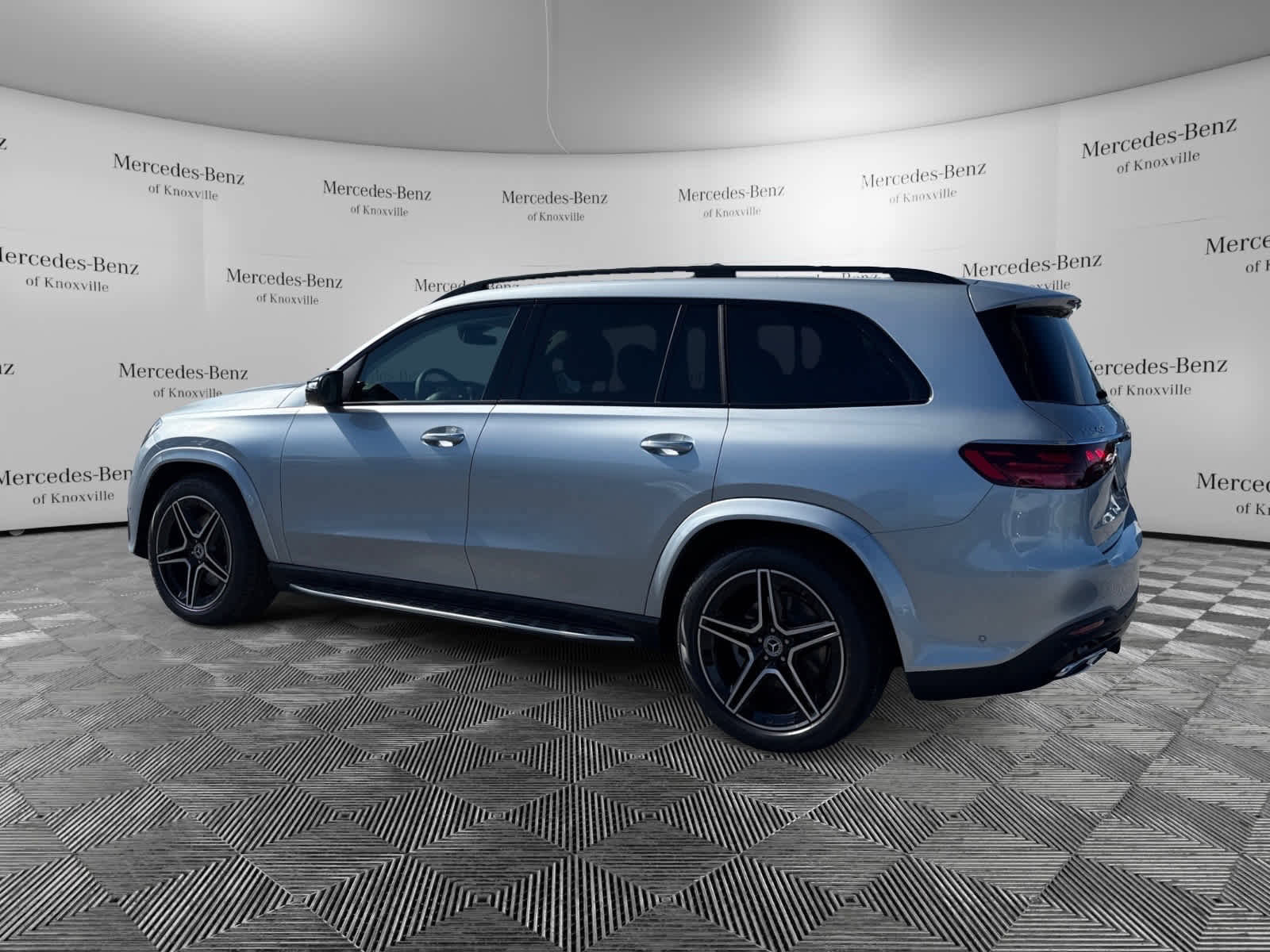 New 2026 Mercedes-Benz GLS 450 4MATIC image 3