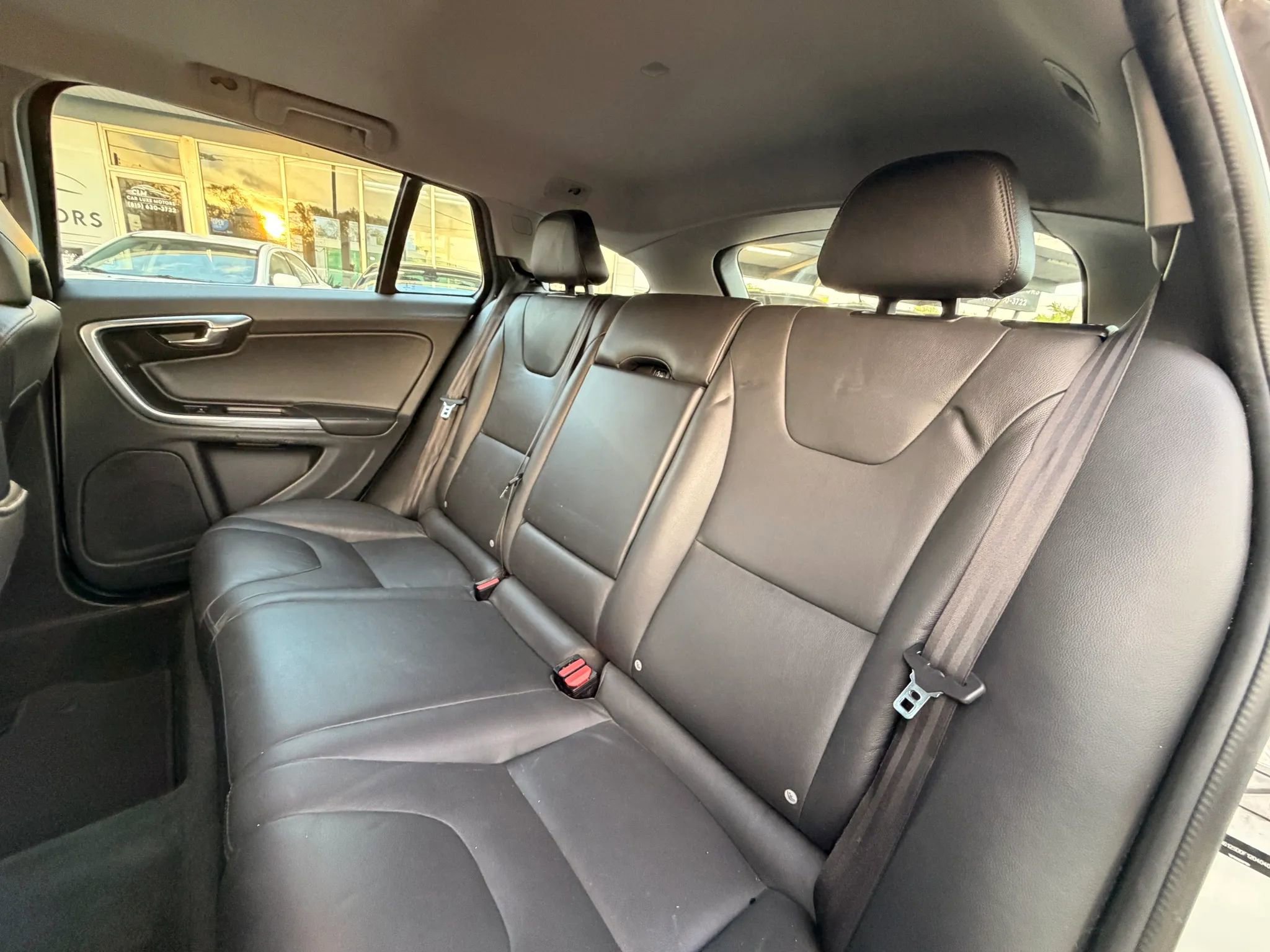 Used 2015 Volvo V60 T5 Platinum AWD/4WD image 14