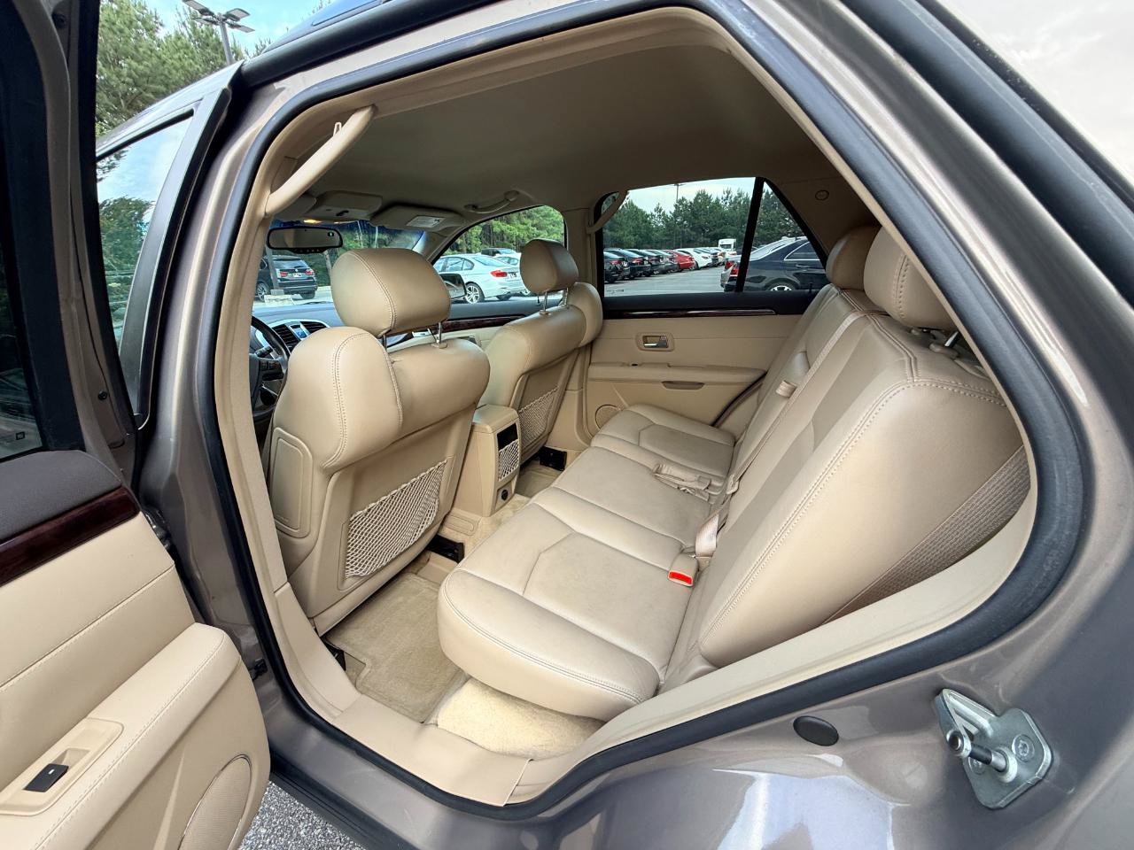 Used 2007 Cadillac SRX RWD image 10