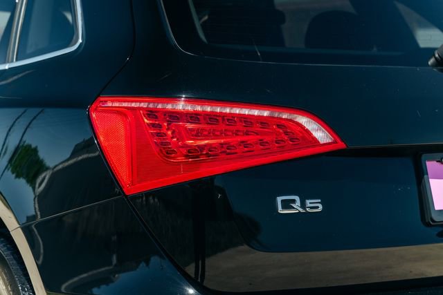 Used 2011 Audi Q5 3.2 Premium Plus w/ Audi MMI Navigation Plus Pkg image 58