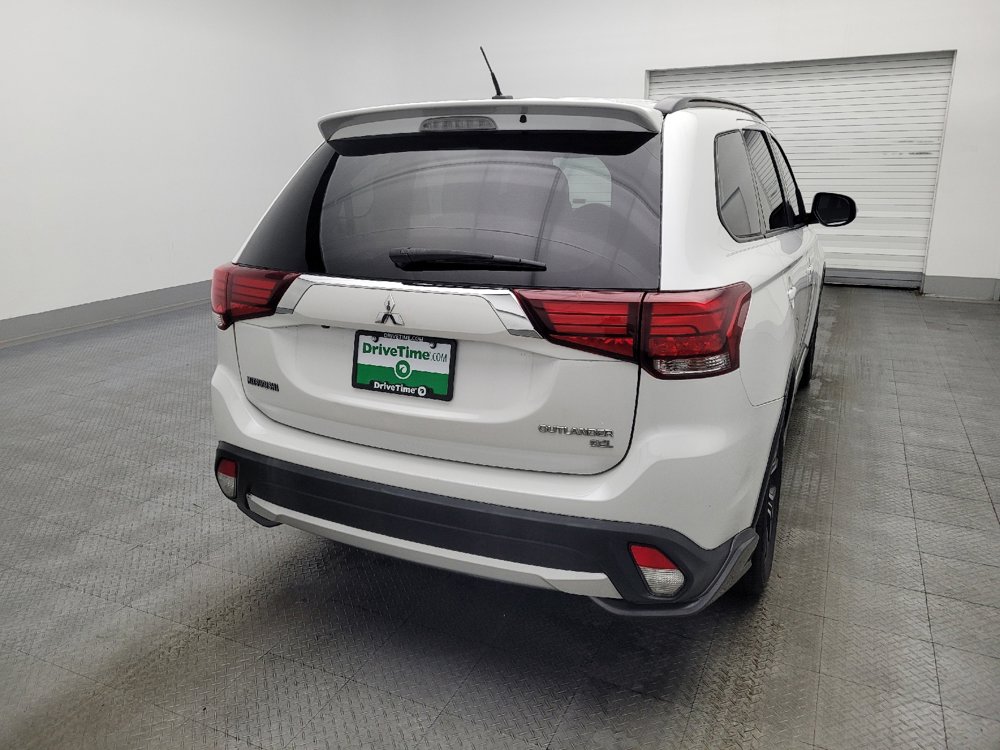 Used 2016 Mitsubishi Outlander SEL image 7