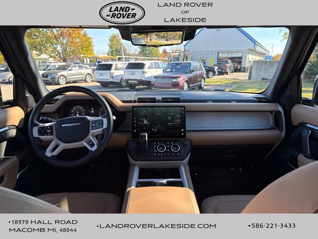 Used 2026 Land Rover Defender 110 X-Dynamic SE AWD/4WD image 15