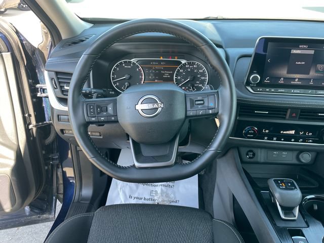 Used 2025 Nissan Rogue SV FWD image 43