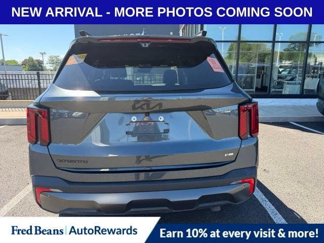 Used 2025 Kia Sorento SX Prestige AWD/4WD image 6