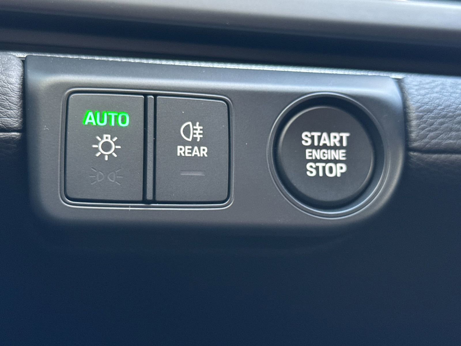 New 2026 Porsche Panamera 4 AWD/4WD image 32