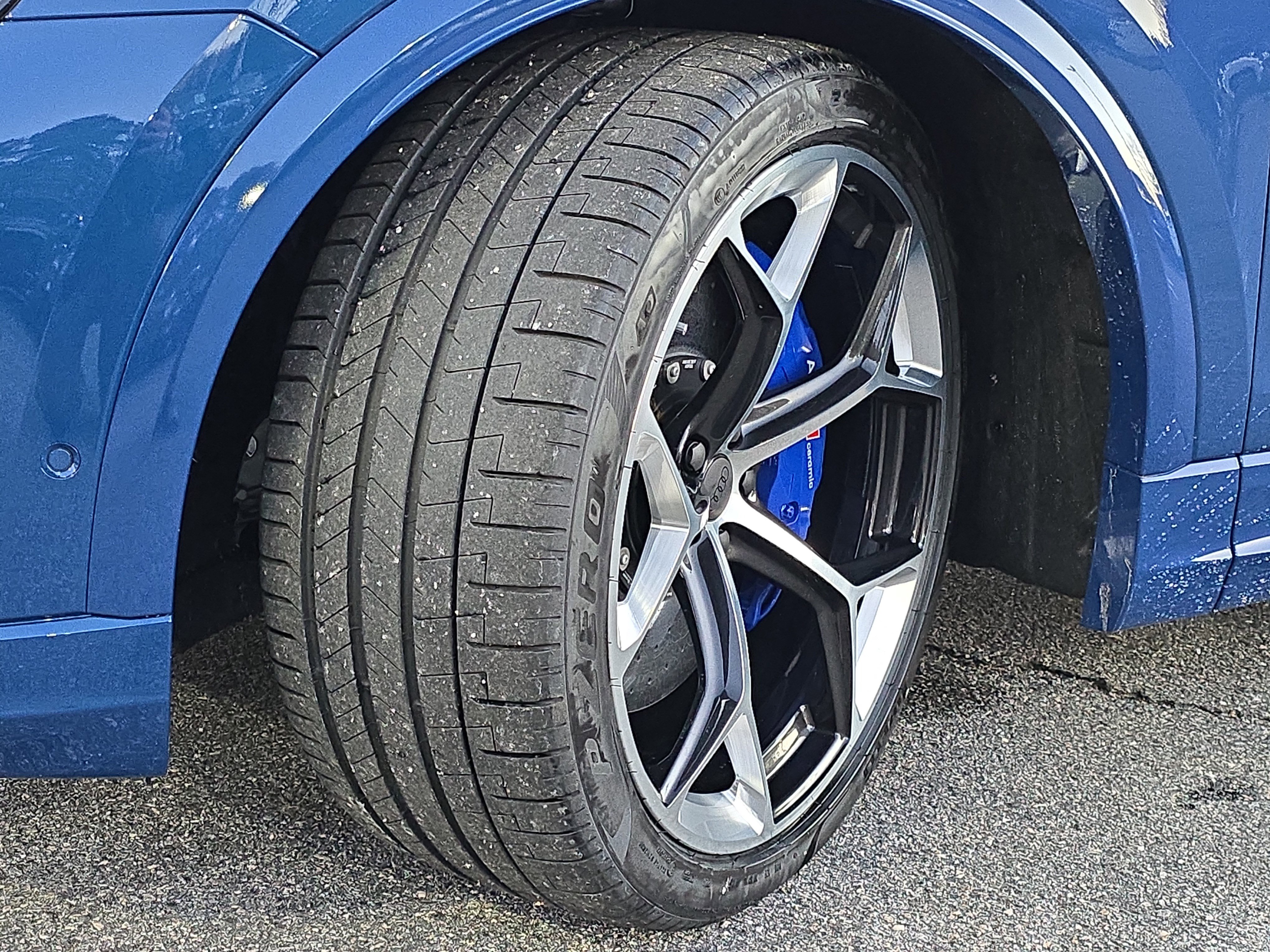 New 2026 Audi RS Q8 performance image 33