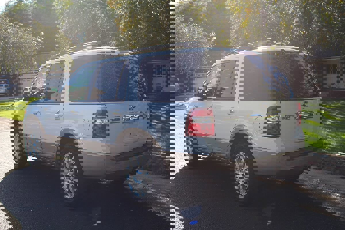 Used 2012 Ford Expedition King Ranch image 33