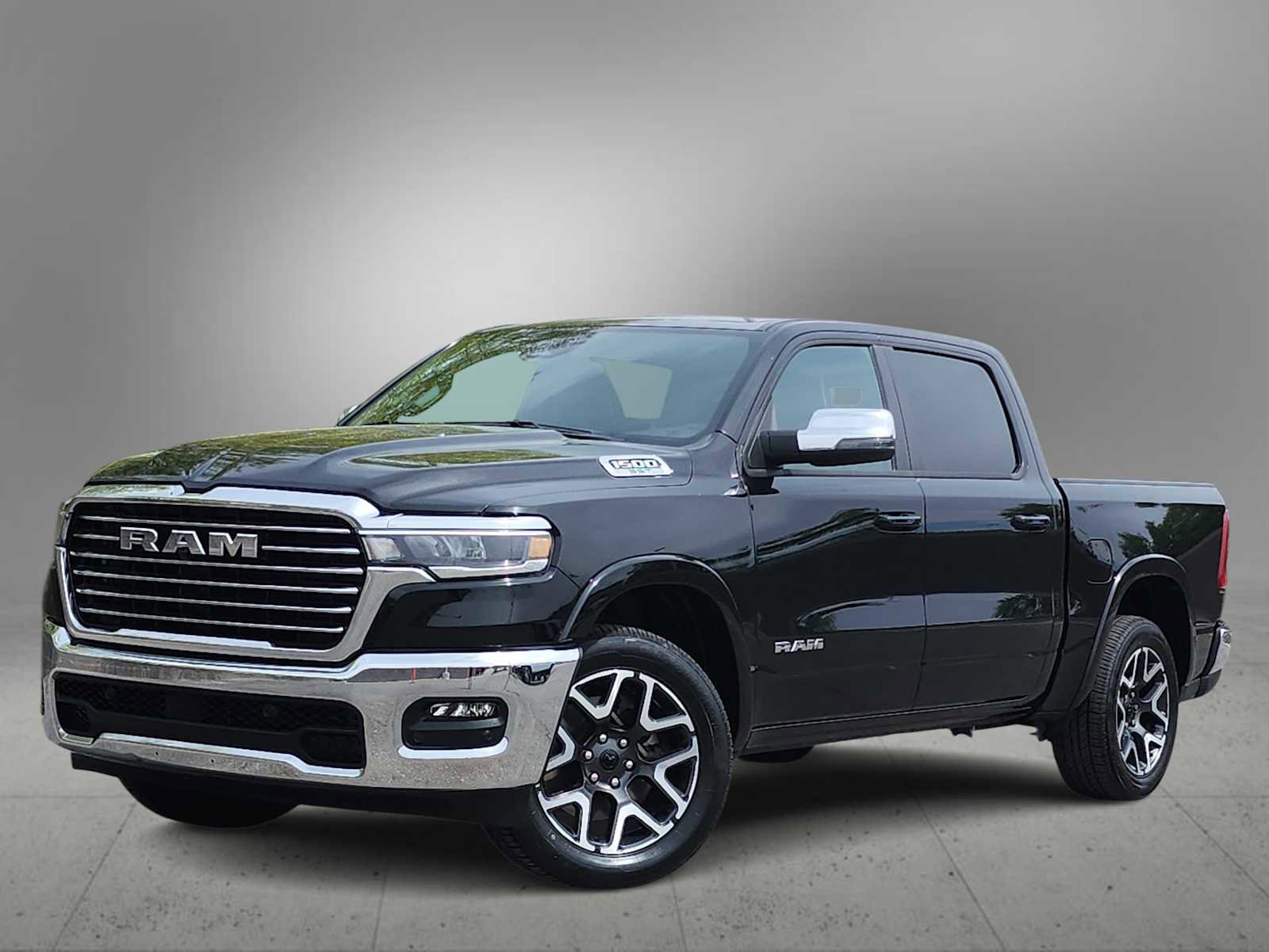 Used 2025 RAM 1500 Laramie AWD/4WD video 1