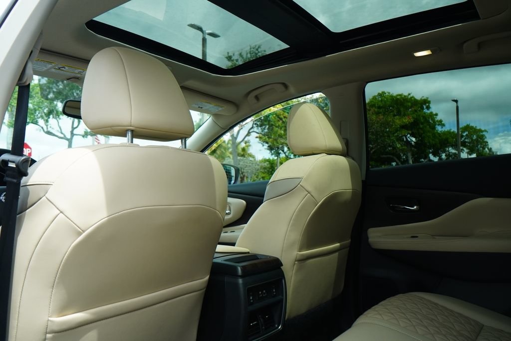 Used 2023 Nissan Murano Platinum w/ Cargo Package FWD image 16