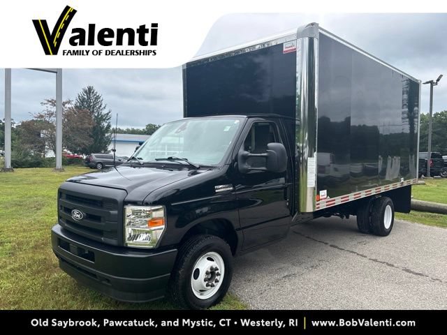 Used 2027 Ford E-450 and Econoline 450 Super Duty w/ Interior Upgrade Package
