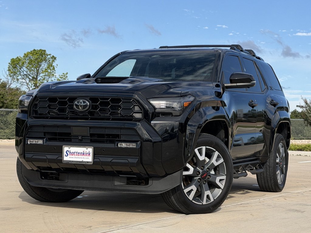Used 2025 Toyota 4Runner TRD Sport Premium w/ Tow Technology Package AWD/4WD image 2