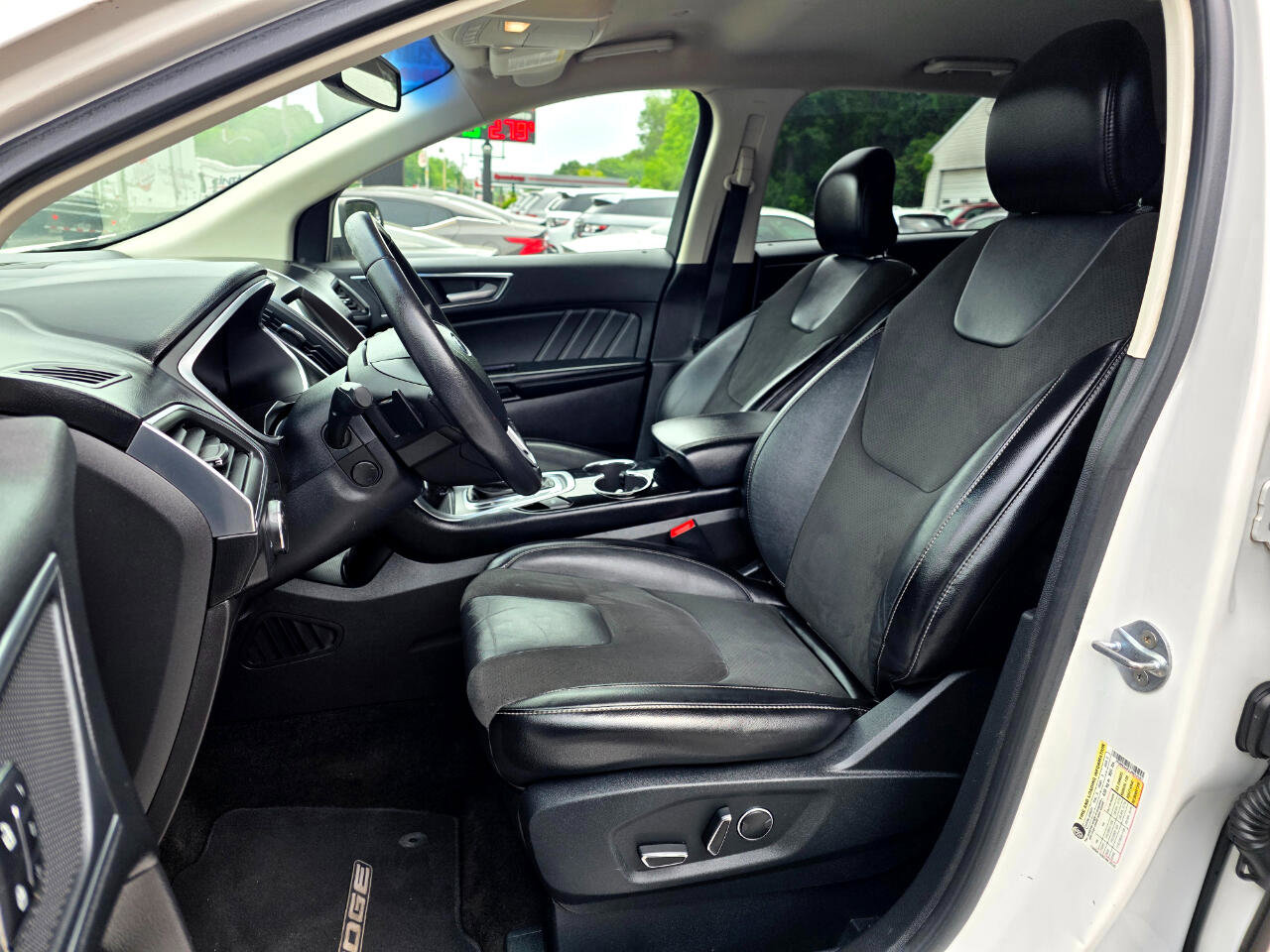 Used 2018 Ford Edge Sport image 9