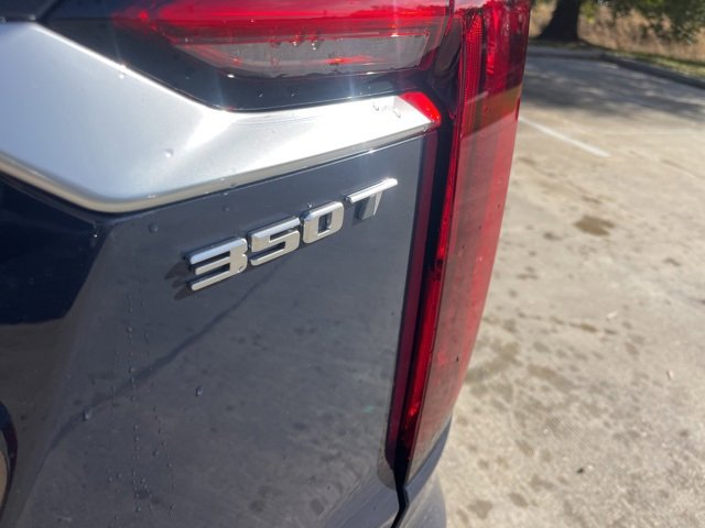 New 2025 Cadillac XT6 Luxury image 8