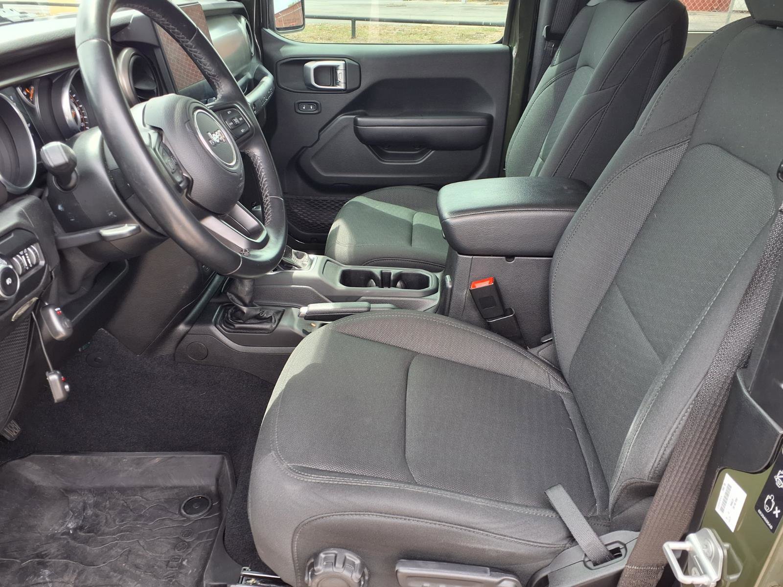 Used 2020 Jeep Wrangler Sport image 11