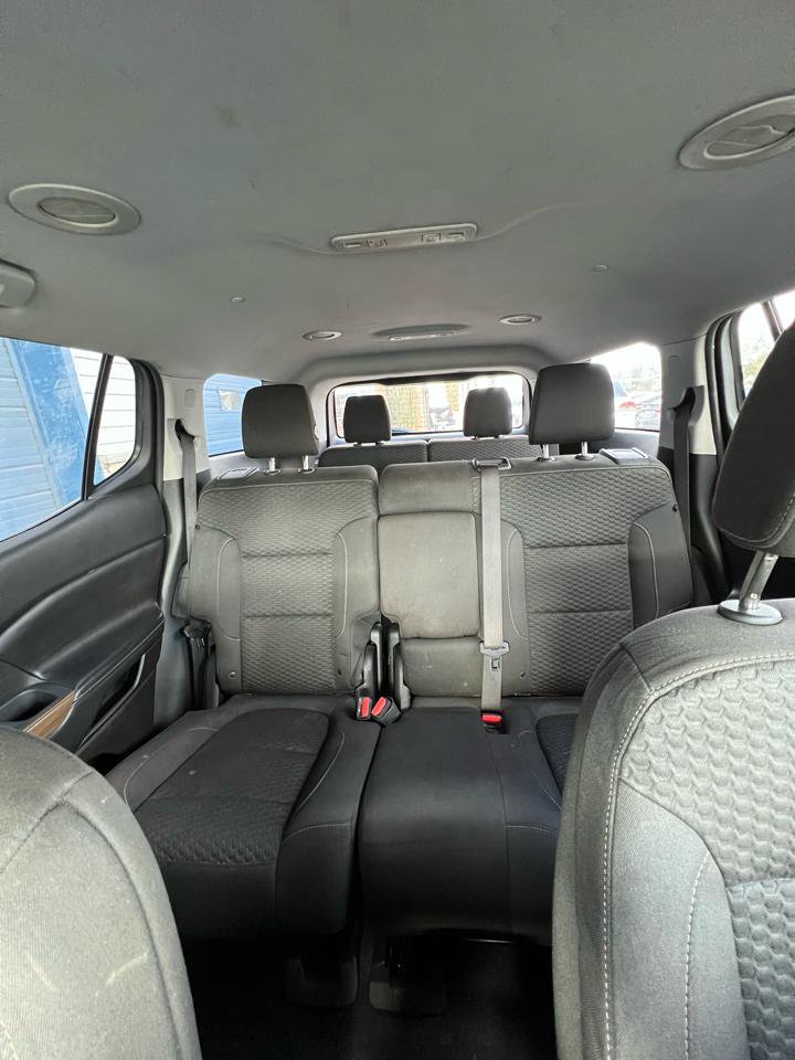 Used 2018 GMC Acadia SLE FWD image 18