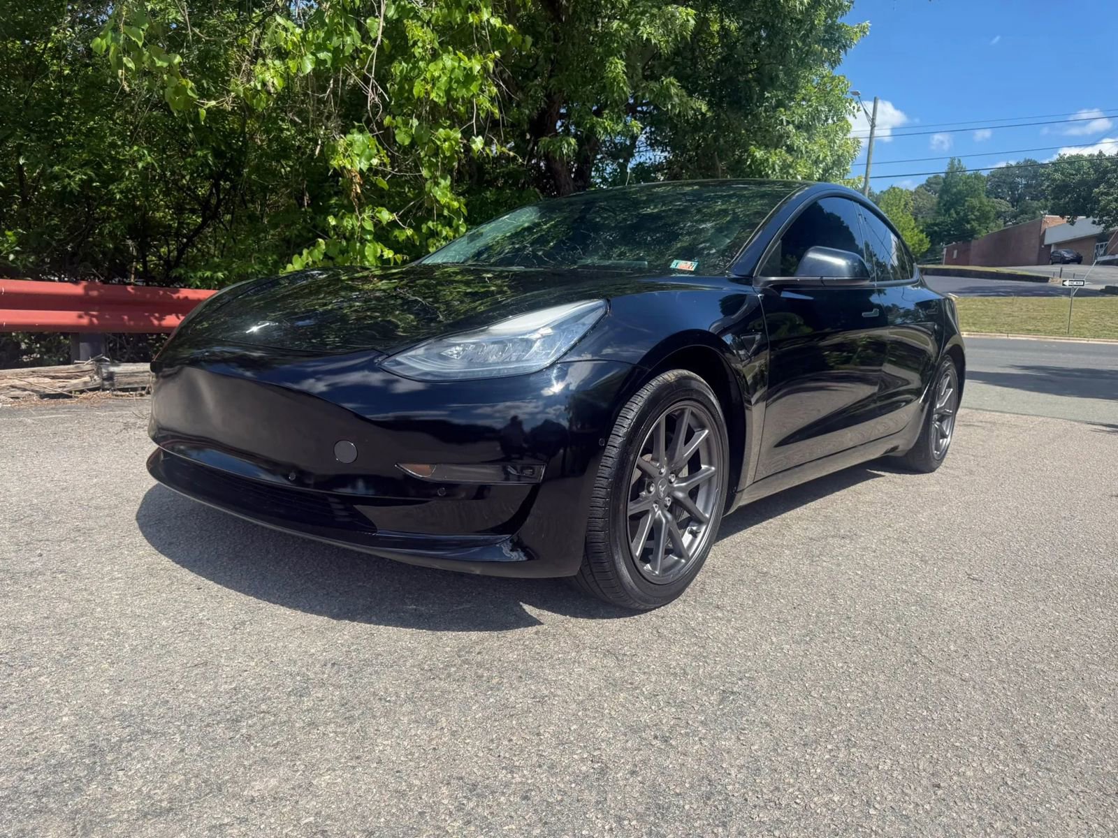 Used 2019 Tesla Model 3 Mid Range RWD image 1