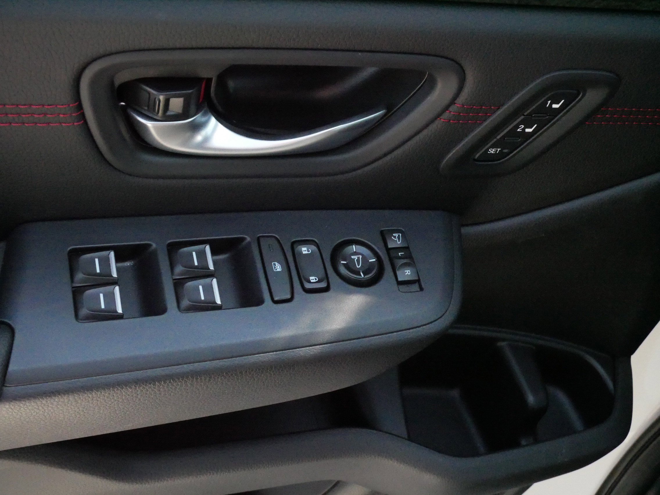 Certified 2026 Honda Pilot Black Edition image 19