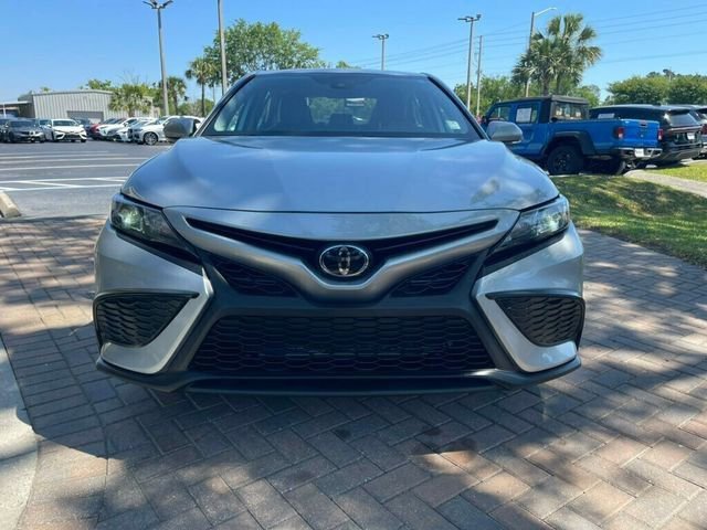 Used 2023 Toyota Camry SE image 8