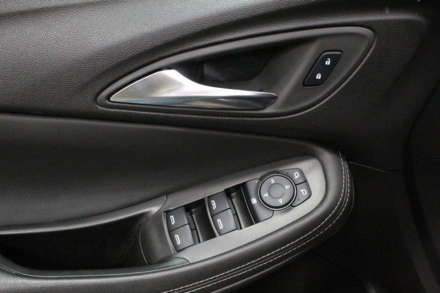 Certified 2024 Buick Encore GX Sport Touring image 16