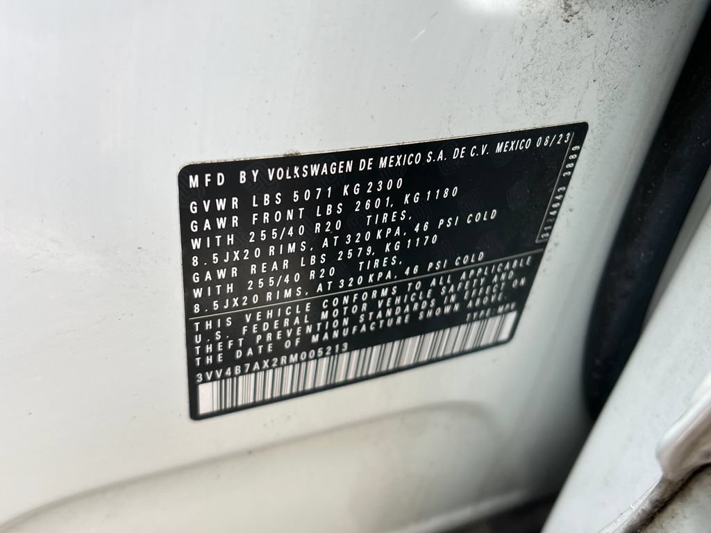 Used 2024 Volkswagen Tiguan SEL R-Line AWD/4WD image 27