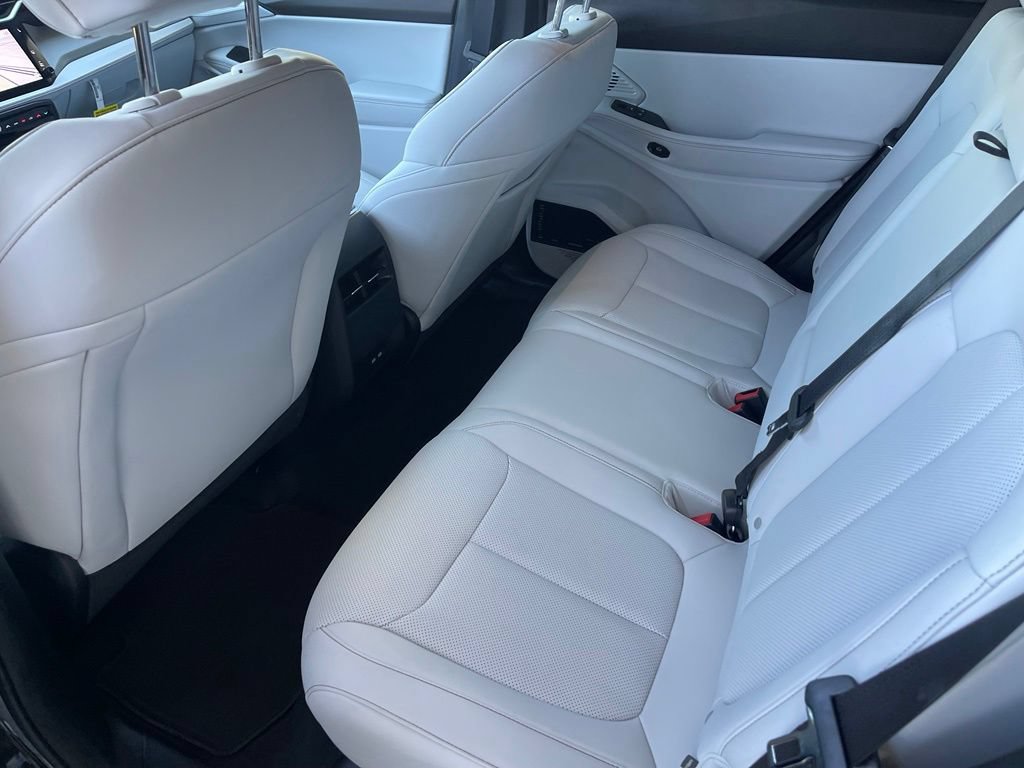 New 2026 Jeep Cherokee Limited AWD/4WD image 12