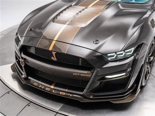 Used 2022 Ford Mustang Shelby GT500 w/ Carbon Fiber Track Pack image 38