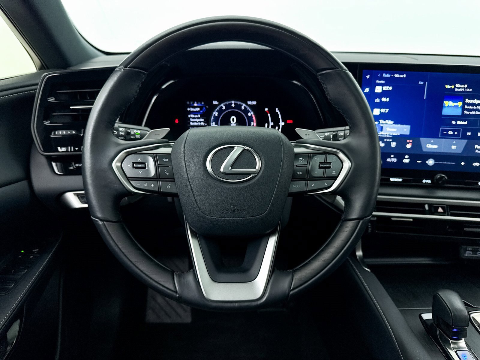 Used 2024 Lexus RX 350 Premium image 19