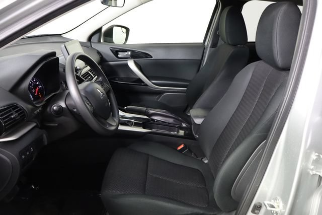 Used 2024 Mitsubishi Eclipse Cross LE AWD/4WD image 13