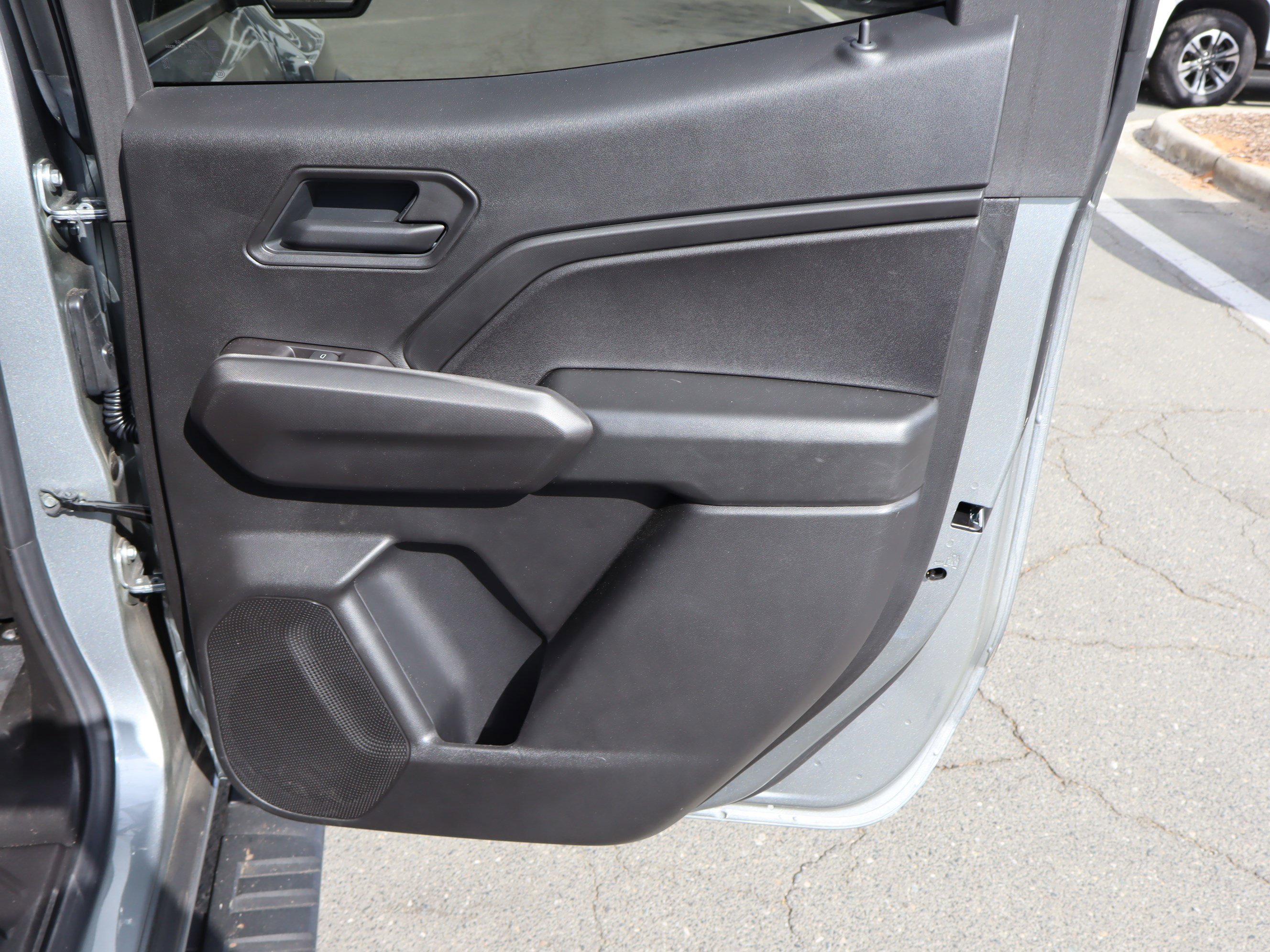 Used 2025 Chevrolet Colorado Trail Boss image 34
