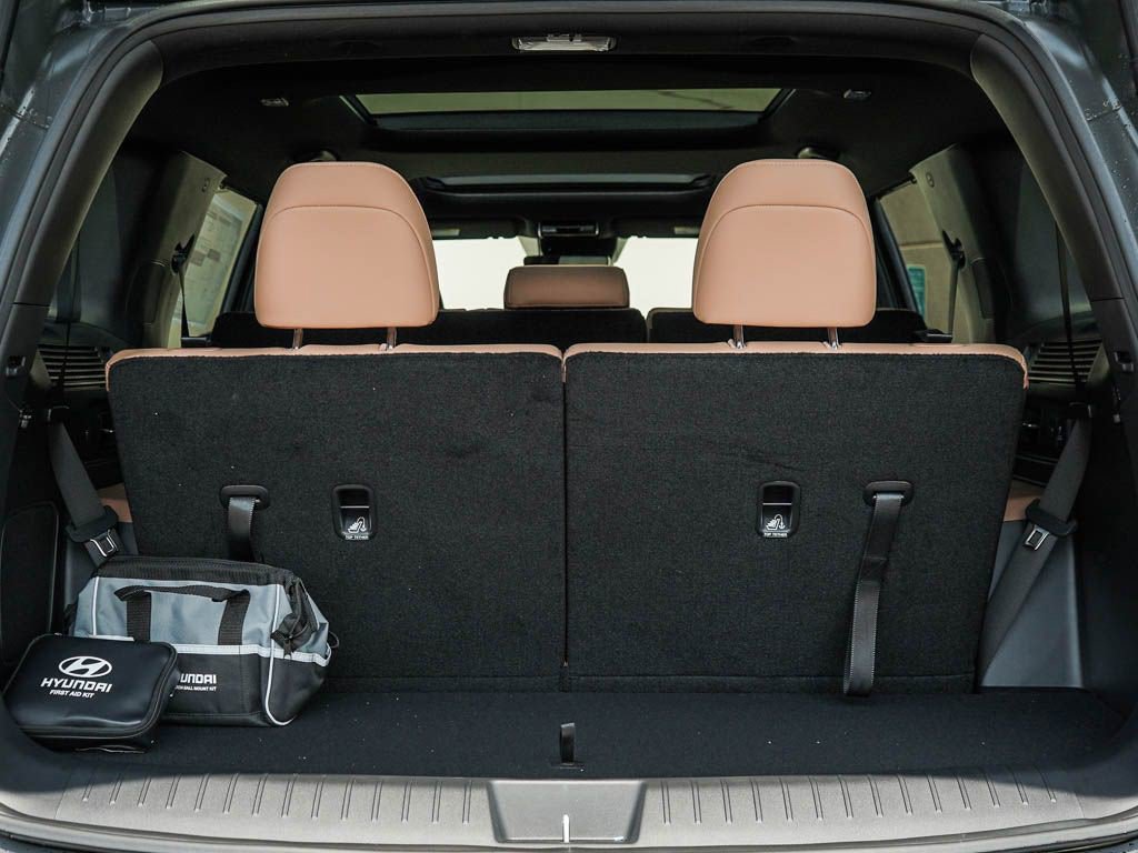 New 2026 Hyundai Santa Fe Limited w/ Tow & Go Package AWD/4WD image 8