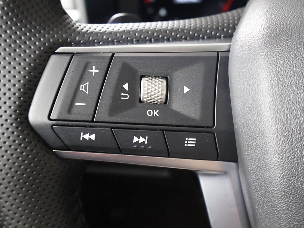 New 2025 Mitsubishi Outlander SE image 41