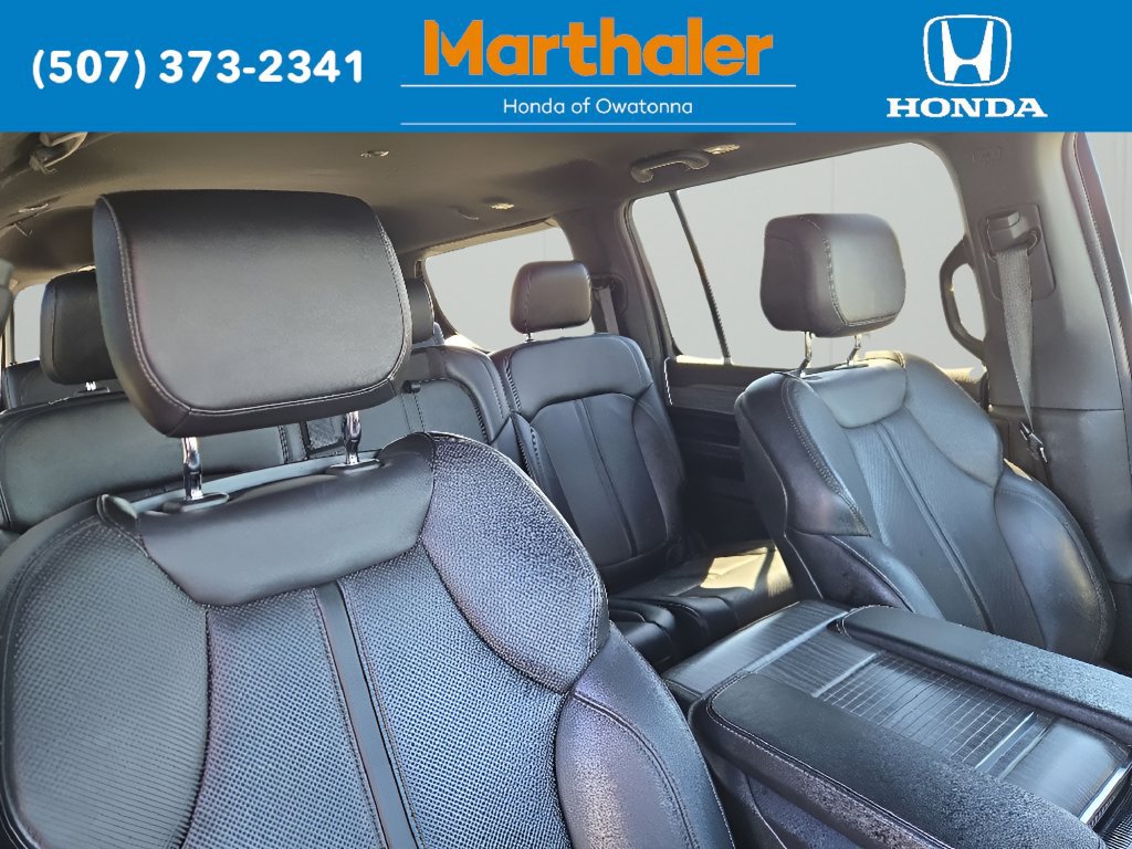 Used 2024 Jeep Wagoneer Series II w/ Flexible Seating Group AWD/4WD image 21