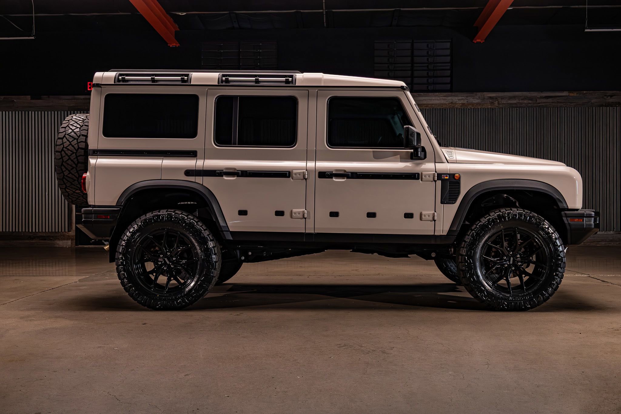 Used 2025 INEOS Grenadier image 11