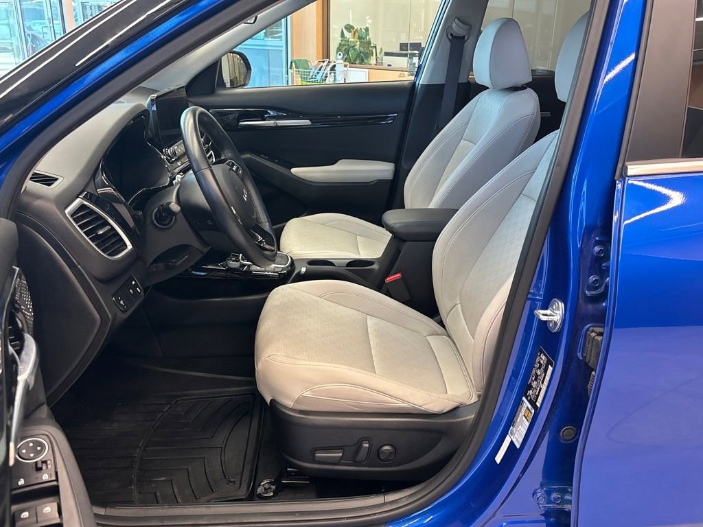 Used 2023 Kia Seltos EX image 10
