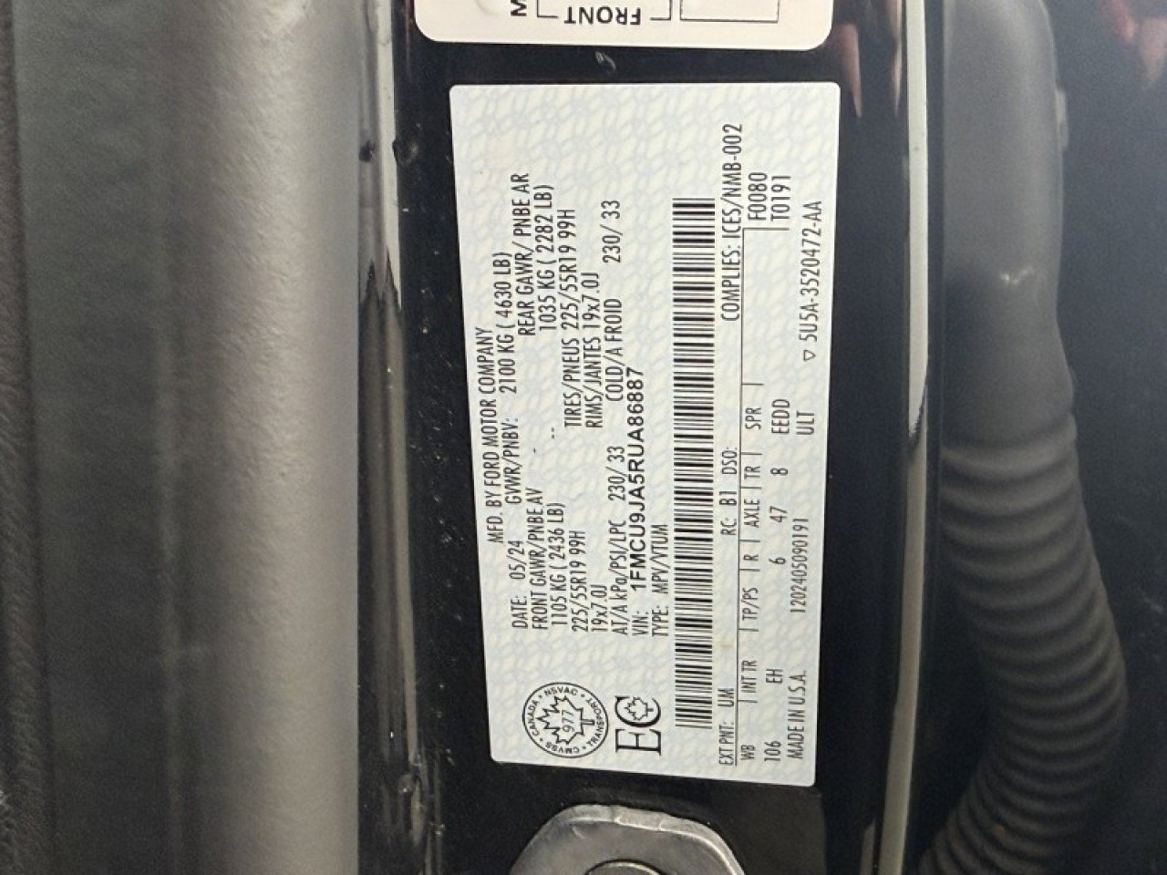 Used 2024 Ford Escape Platinum image 22