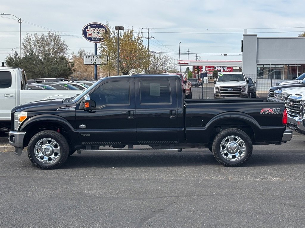 Used 2016 Ford F250 King Ranch w/ King Ranch w/Chrome Package AWD/4WD image 2