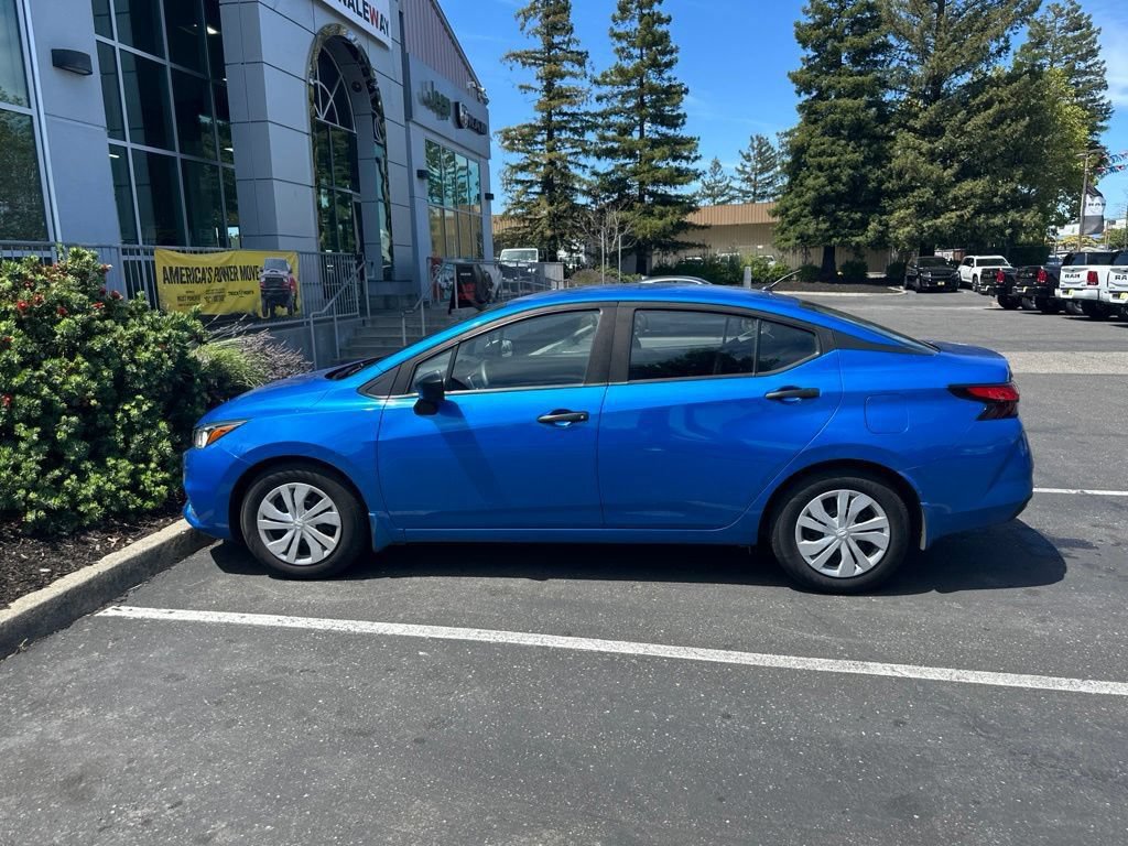 Used 2021 Nissan Versa S FWD image 8