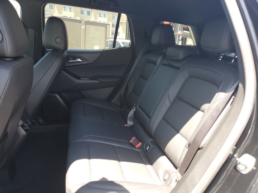 New 2026 Chevrolet Equinox LT w/ Convenience Package II image 14