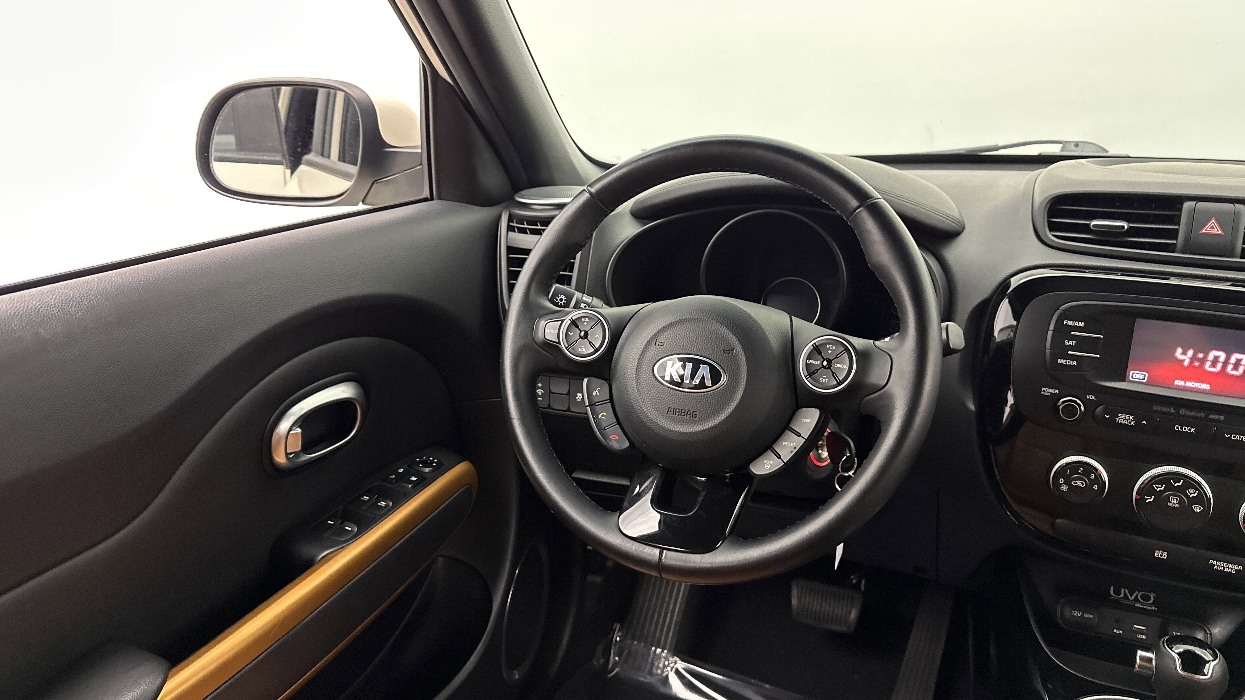 Used 2016 Kia Soul ! w/ Umber Package 1 FWD image 25