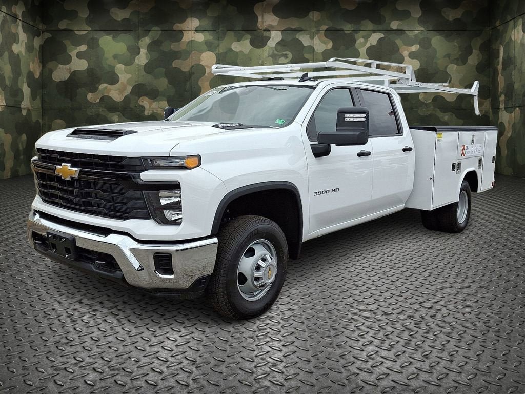 New 2025 Chevrolet Silverado 3500 W/T w/ WT Convenience Package AWD/4WD video 2