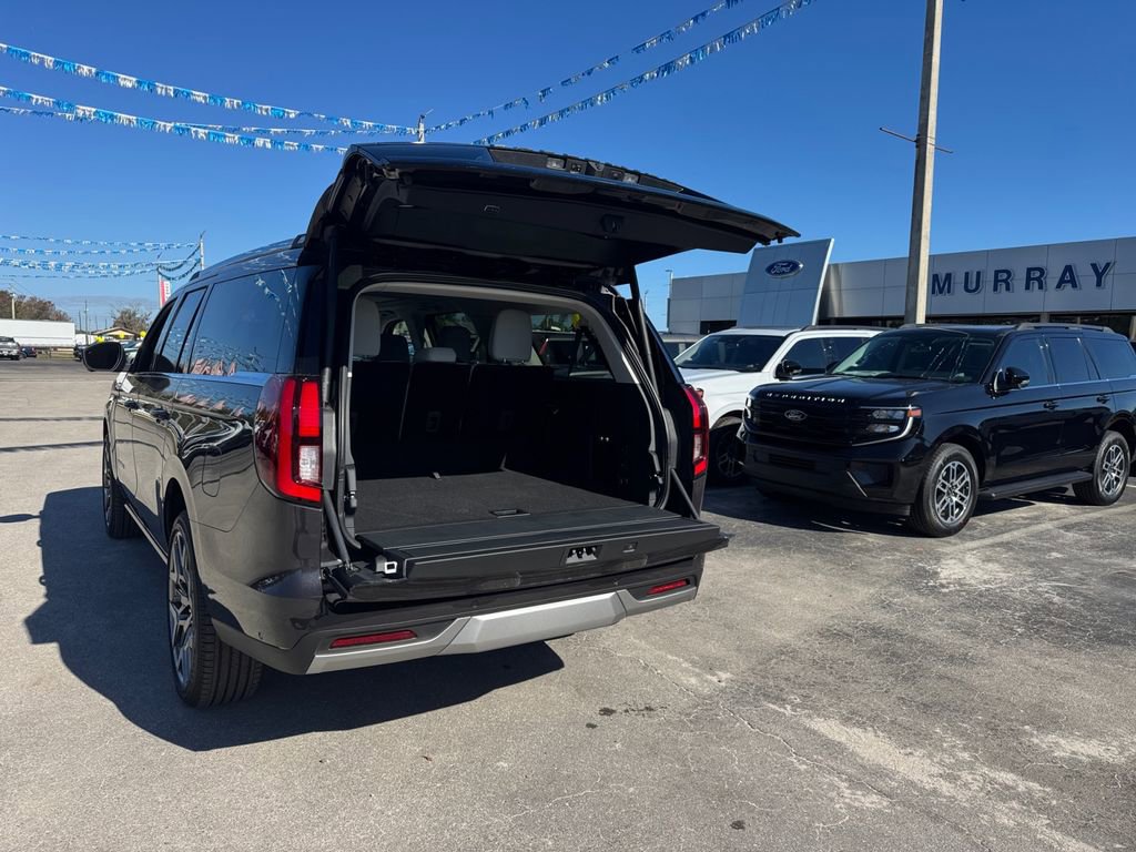 New 2025 Ford Expedition Max Platinum w/ Platinum Ultimate Package image 23