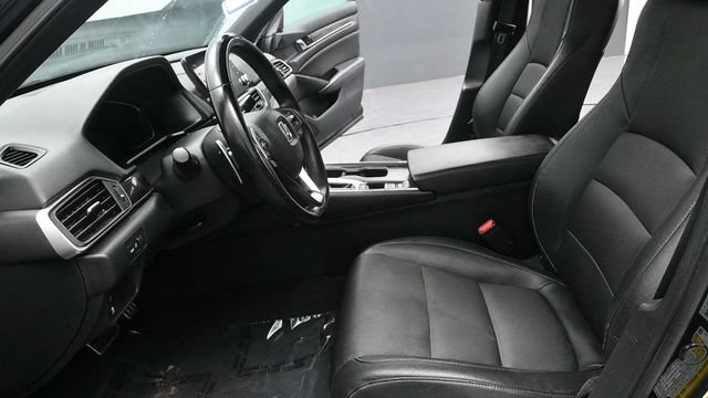 Used 2019 Honda Accord Sport image 19