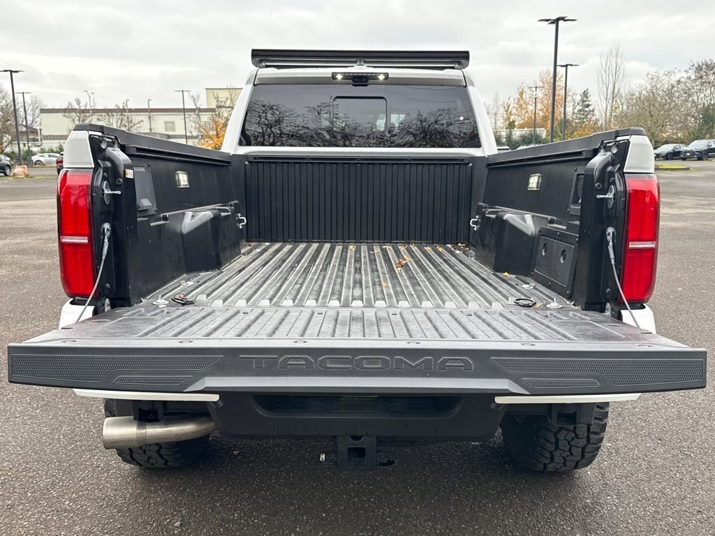 Used 2024 Toyota Tacoma TRD Off-Road image 8
